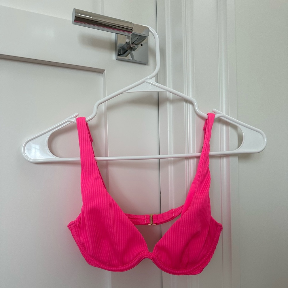 hollister pink ribbed bikini top
